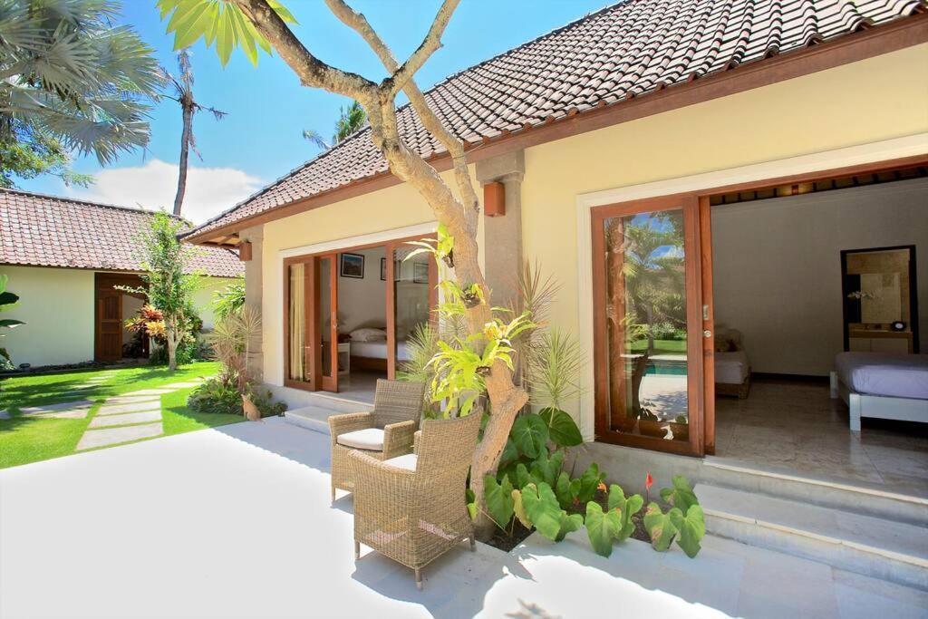 Tropical Oasis, Villa Mimba Sanur  Exterior photo